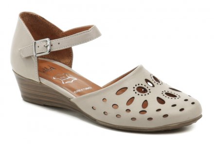 Dámska letná vychádzková obuv typu sandále na kline so zapínaním na opasok so sponou. Obuv je vyrobená z pravej prírodnej kože.