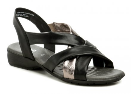 Dámska letná vychádzková sandálová obuv, vyrobená zo syntetickej kože.