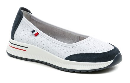 Dámska letná vychádzková obuv typu mokasíny, vyrobená kompletne z pravej prírodnej kože.