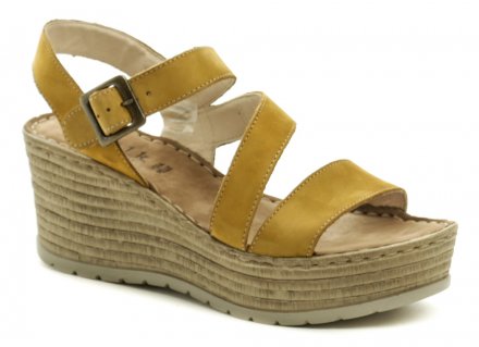 Dámska letná vychádzková a rekreačná obuv typu sandále na kline, vyrobená z pravej prírodnej kože, stielka je tiež kožená.