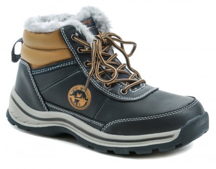 Zimná vychádzková členková obuv na šnurovanie aj zips, vyrobená z kombinácie syntetického a textilného materiálu, Vyteplený chlpatým textilnom kožúškom.