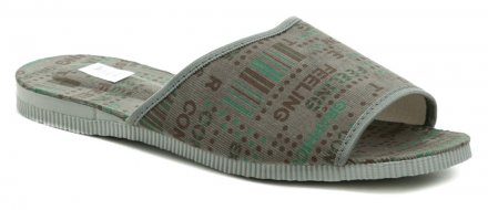 Pánska celoročná domáca prezúvková obuv s voľnou špicou aj pätou, vyrobená z textilného materiálu.