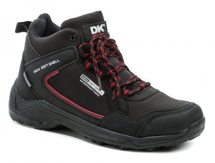 Pánska celoročná outdoorová členková obuv značky DK na šnurovanie, vyrobená z kombinácie syntetického a textilného vodeodolného SOFTSHELL materiálu.