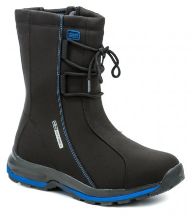 Zimná členková obuv značky DK so šnurovaním aj na zips, vyrobená z kombinácie syntetického a textilného vodeodolného SOFTSHELL materiálu.