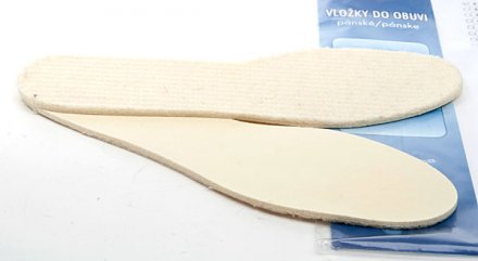 Pánske zimné stielky na vloženie do obuvi, vyrobená z kombinácie syntetického penového materiálu s textilným vlnovým materiálom.